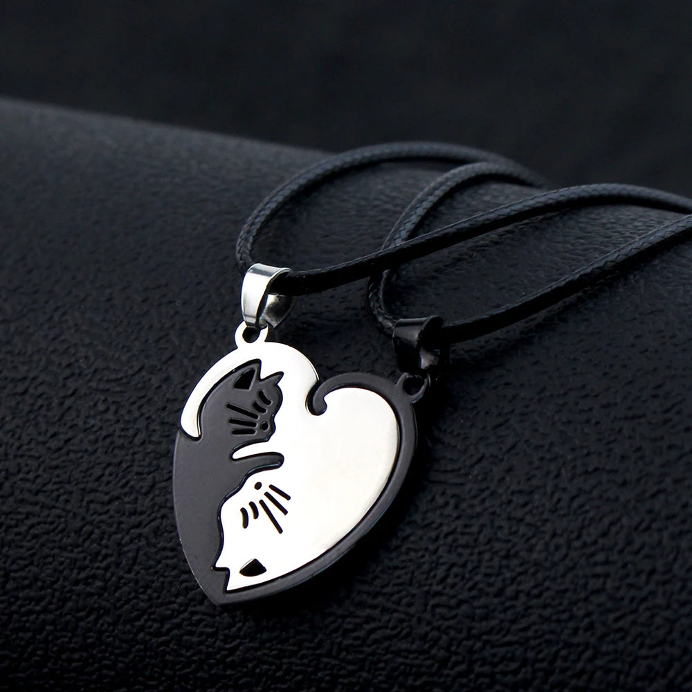 Couple Jewelry Round Broken Heart Hugging Cat Necklace Women Yinyang Stainless Steel Double Color Pendant Splicing Lovers Gifts