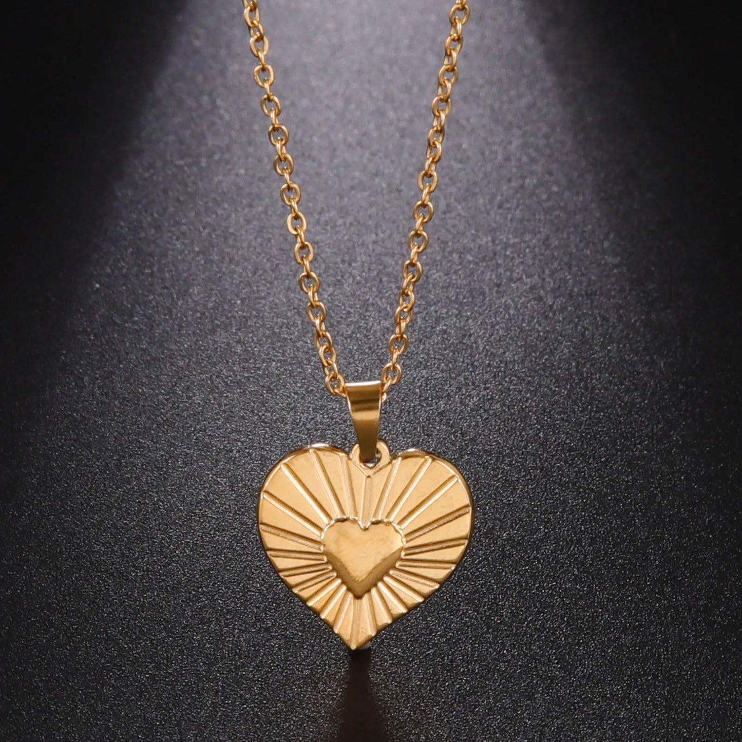 Amaxer Love Shine Necklace Heart Shape Stainless Steel Charm Choker For Women Couple Wedding Valentine's Day Jewelry Gift
