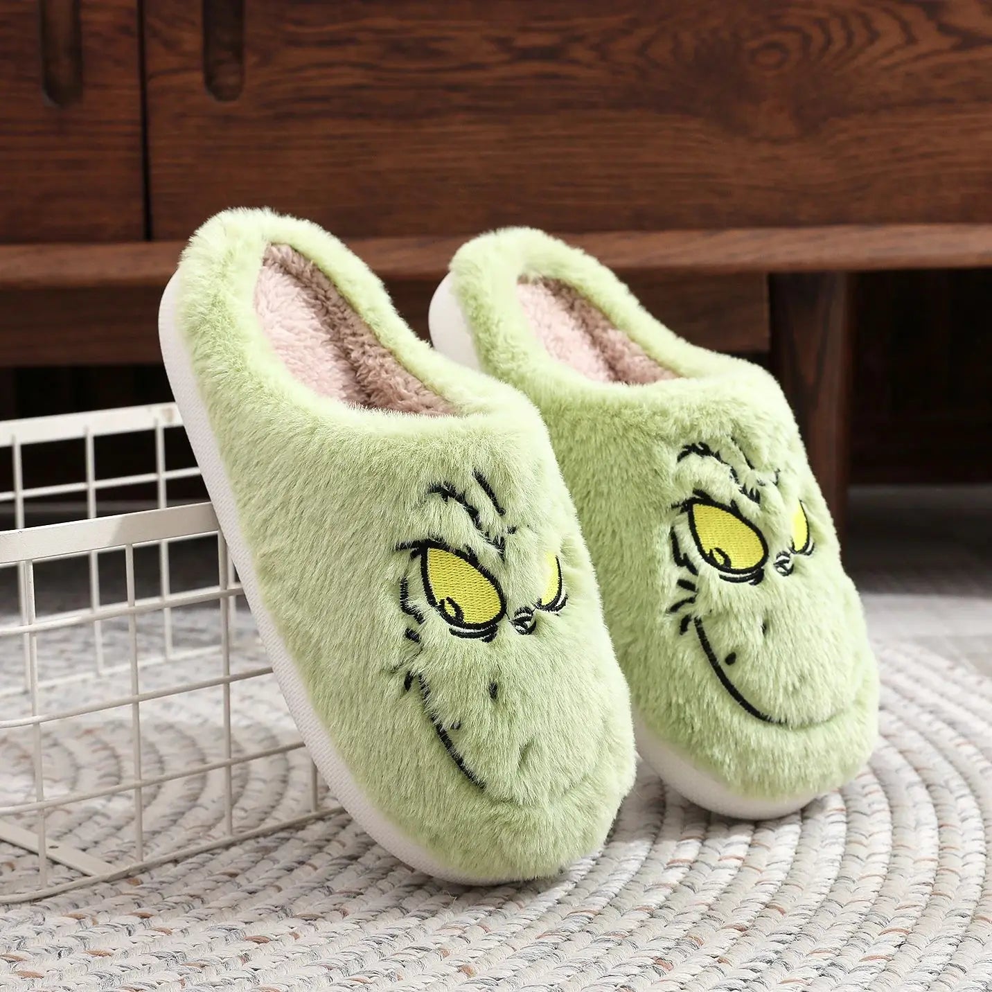 Christmas green fur monster Green Christmas atmosphere winter home cotton slippers non-slip thick-soled plush slippers indoor men and women can wear