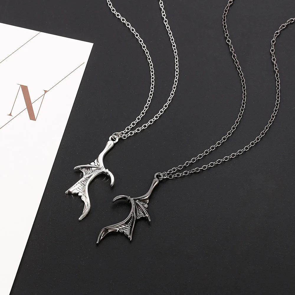 Bat Wing Necklace Men's Fashion Pendant Love Couple Stitching Alloy Necklace Retro Goth Halloween Jewelry