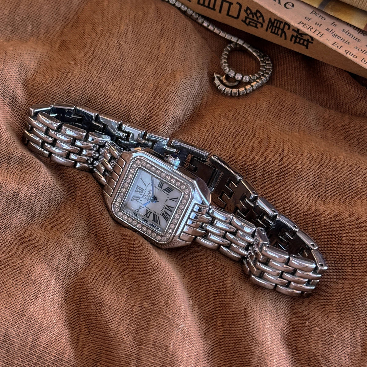 533790560-2