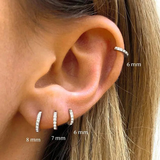 Silver Color Simple Fashion Hoop Crystal Zirconia Small Huggie Thin Cartilage Earring for Women Ear Piercing Jewelry Gift