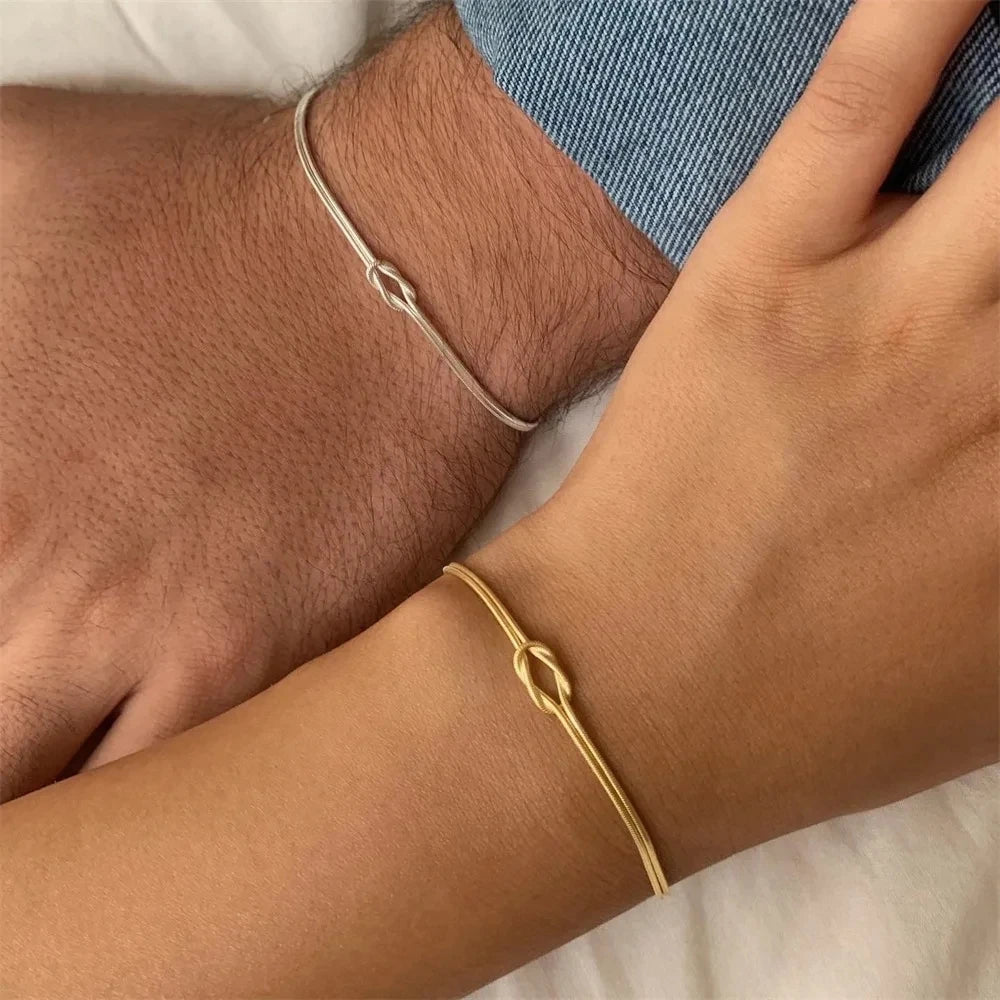 2PCS Simple Metal Love Knot Couple Bracelet Set for Unisex Women Men Fashion Best Friend Gift Bracelets Minimalist Arm Jewelry