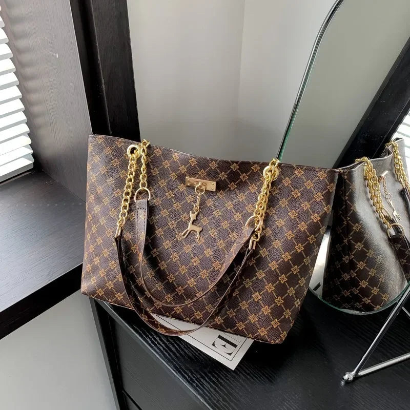 2024 Autumn and Winter New Presbyopic Handbag Shoulder Large Capacity Tote Bag Women's Bag